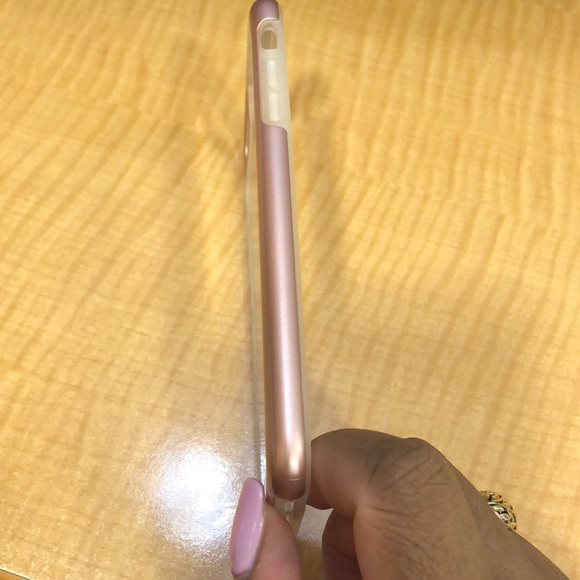 Rose Gold IPhone 8 Plus case - Picture 3 of 4